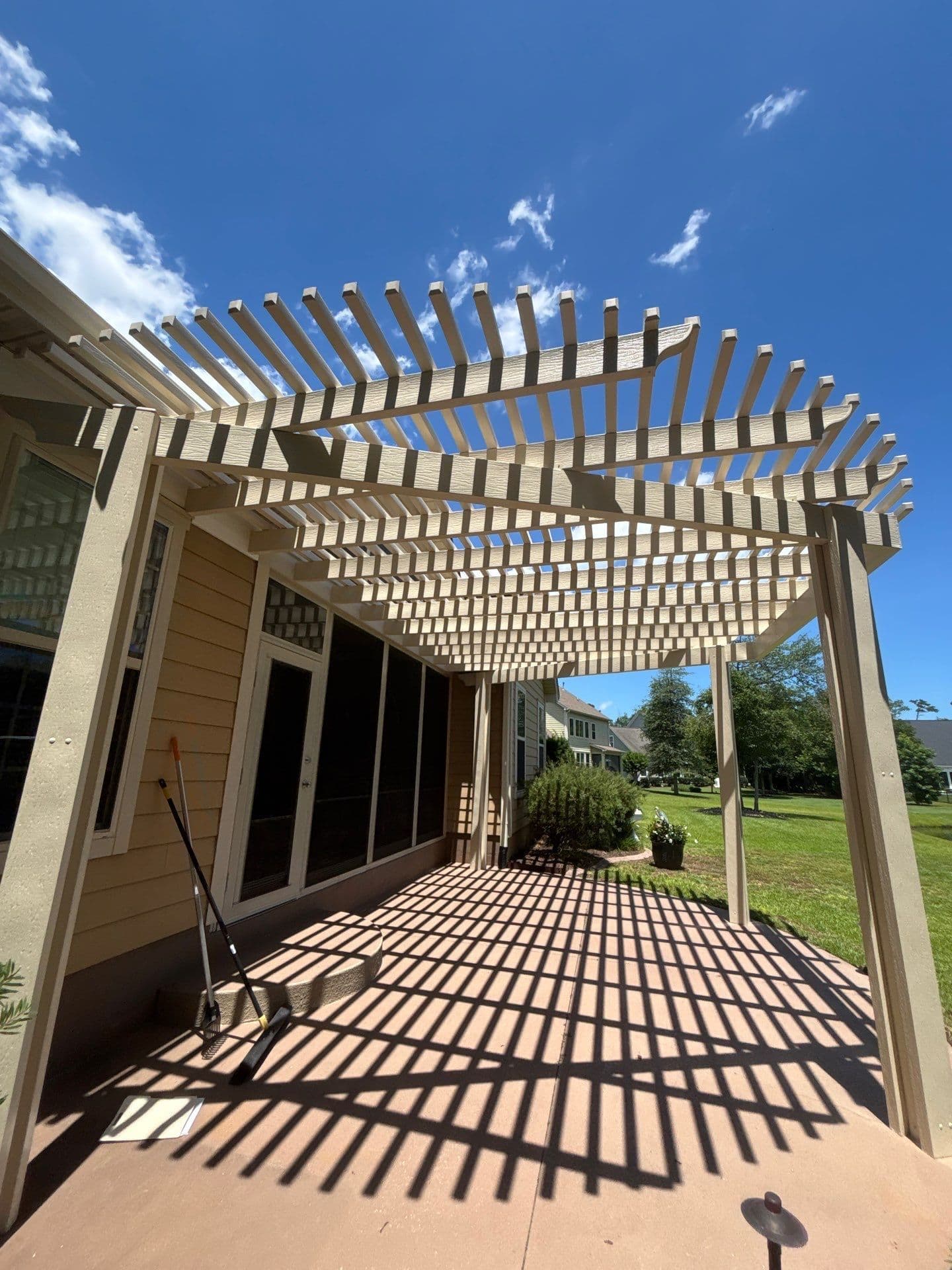 Rouned Ultra Lattice